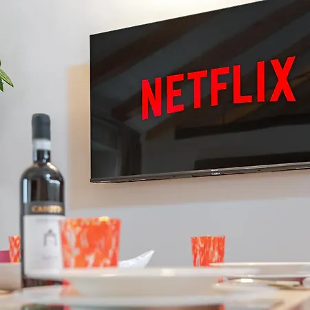 Palazzo Stupino - La Scala * アルバ